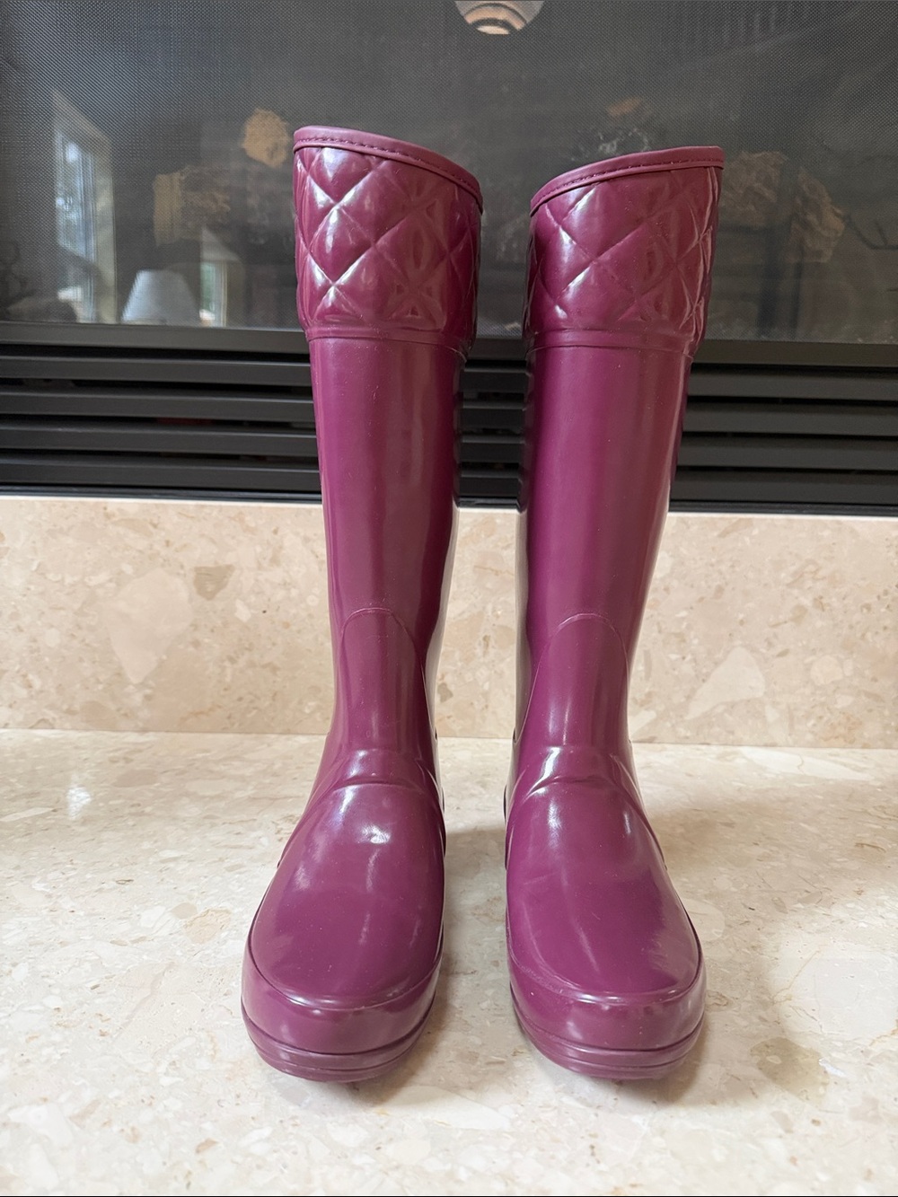 Hunter Rigley  boots, tall quilted maroon waterproof rain boot